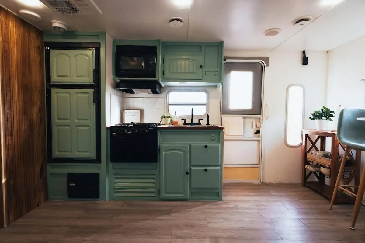 Sunrise Serenity Rv - Panoramic Views Isla Culebra Camping
